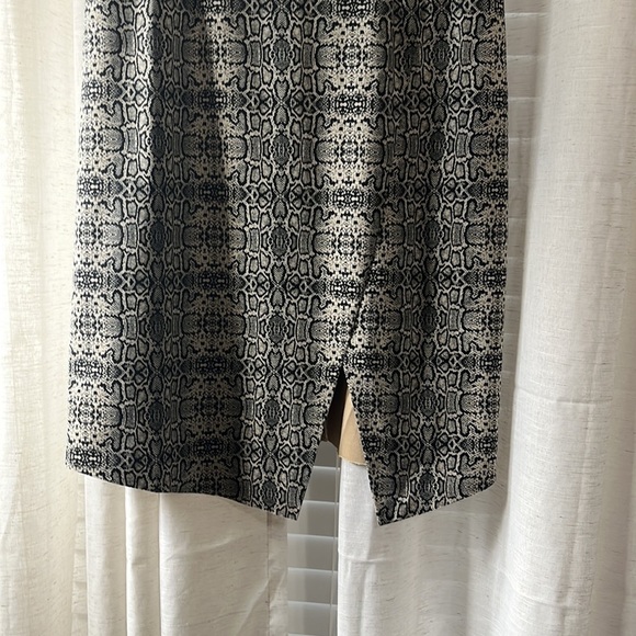 ILE [I LE] New York Snake Skin Suede Tan/Black Sheath Dress Sz 10 Office Worship - Picture 3 of 5